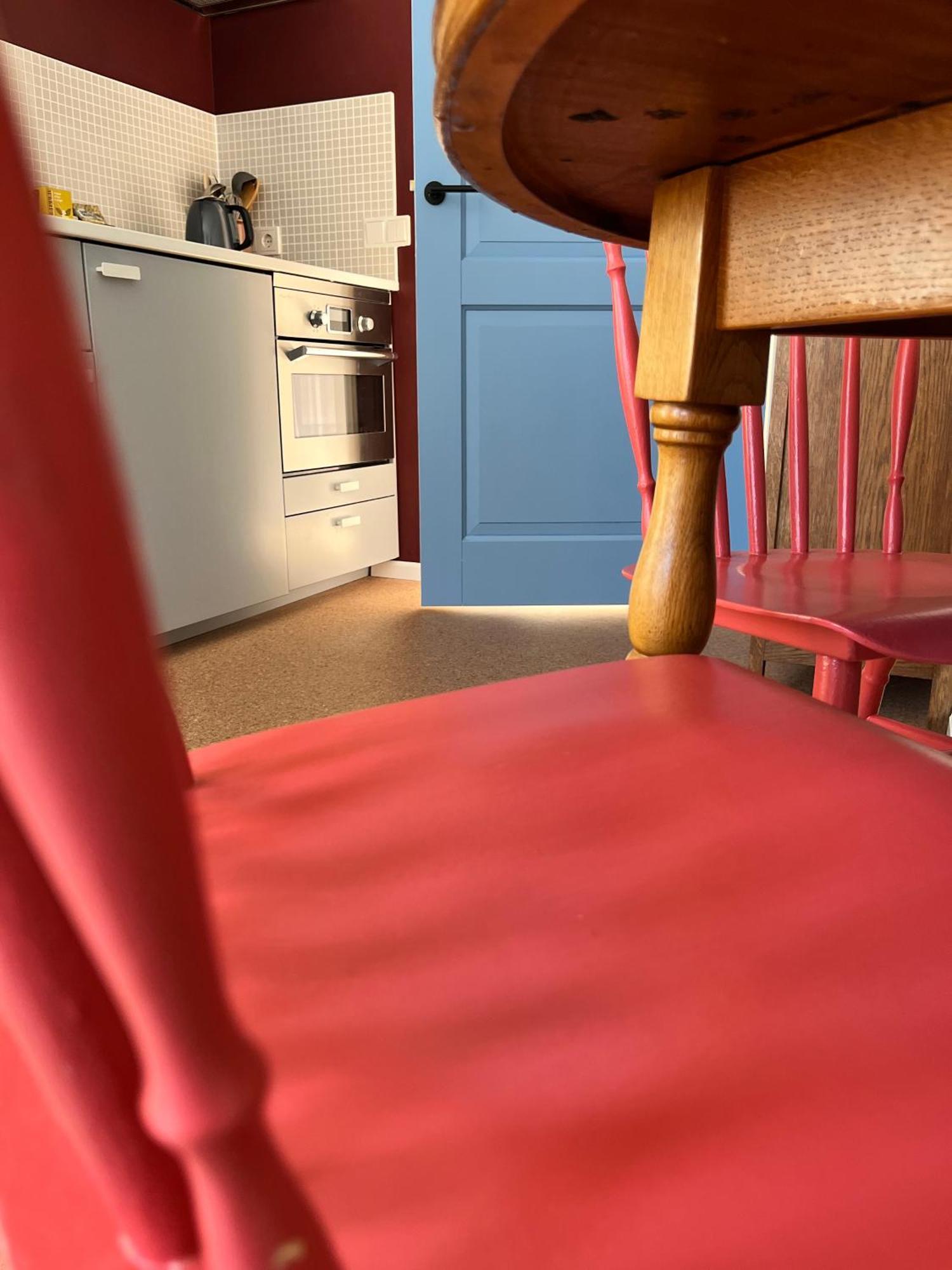 Red Cat In Bed Bed & Breakfast Eenrum Bagian luar foto